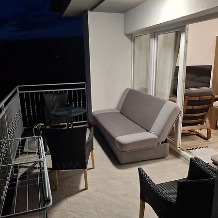 Apartma Med Oljkami - Порторож Екстер'єр фото