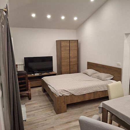 Apartma Med Oljkami - Порторож Екстер'єр фото